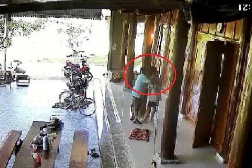 Thanh Hóa: Đình chỉ công tác Chủ tịch UBMTTQ xã vì cưỡng hôn nữ sinh lớp 10