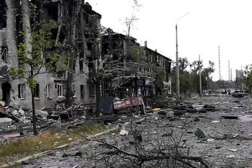 Ukraine tuyên bố rút quân khỏi Lysychansk để bảo toàn tính mạng cho binh sĩ