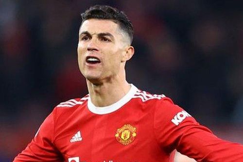 Không phải C1, lý do lớn nhất khiến Ronaldo muốn đi là bị giảm lương