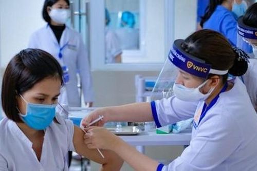 Nguy cơ hủy bỏ vắc xin vì tốc độ tiêm chậm, khó dự báo mức độ tăng cụ thể ca mắc