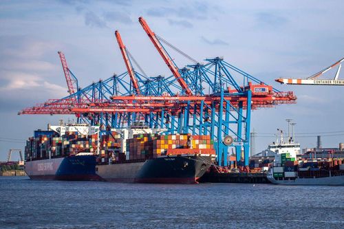 Bất chấp lệnh trừng phạt, xuất khẩu của Đức sang Nga tăng trở lại