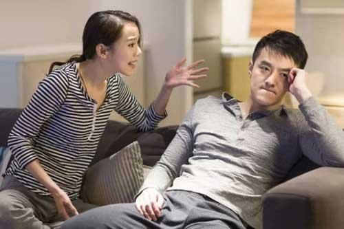 Thấy con rể làm ăn tốt, bố vợ liên tục chèn ép bắt phải cho tiền và chi trả các khoản vô lý