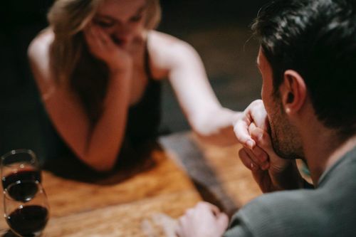 Khoe có 15 tỉ nhưng muốn lập hợp đồng lấy vợ để 'không mất đồng nào', thanh niên bị netizen ném đá dữ dội