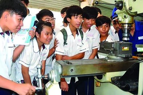 Chọn 'lối rẽ' khác sau kỳ thi vào lớp 10