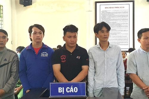 Đánh nhau vì nhậu