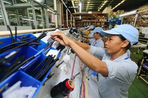 Tăng trưởng kinh tế tích cực, mục tiêu 6,5% là khả thi và sẽ hướng tới 7%?