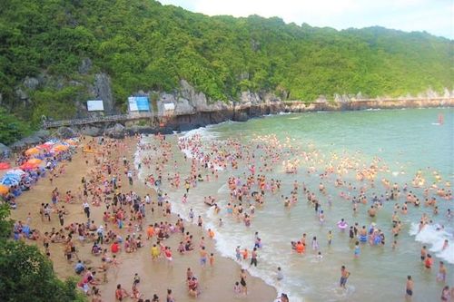 Thị trường du lịch nội địa bùng nổ trong 6 tháng đầu năm