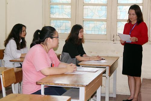 Phòng ngừa các thiết bị công nghệ cao lọt vào phòng thi