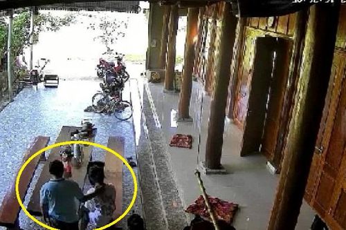 Chủ tịch MTTQ xã Xuân Thắng từng nhắn tin 'gạ gẫm' nữ đồng nghiệp