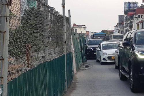 Hạ cốt, mở rộng đường Âu Cơ: Bao giờ mới xong để giải tỏa ùn tắc?
