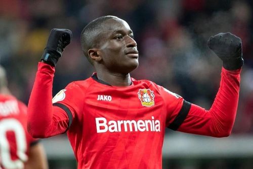 Newcastle hỏi mua tuyển thủ Pháp với giá kỷ lục CLB