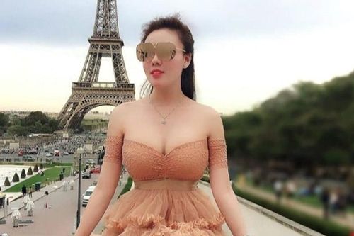 Mặc gợi cảm khi không đứng lớp, giảng viên Âu Hà My, Midu vẫn bị chê 'mất chất'