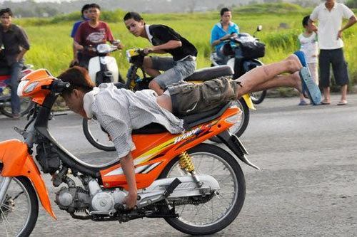 Chết vì nẹt pô