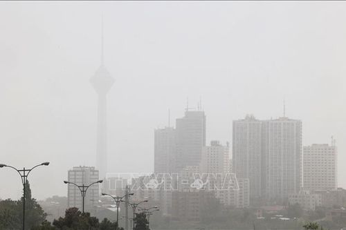 Kuwait, Iran hợp tác chống bão bụi