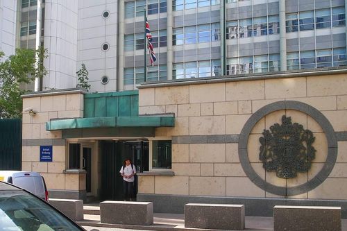 Nga lấy tên Cộng hòa Lugansk tự xưng đặt cho khu vực gần Đại sứ quán Anh