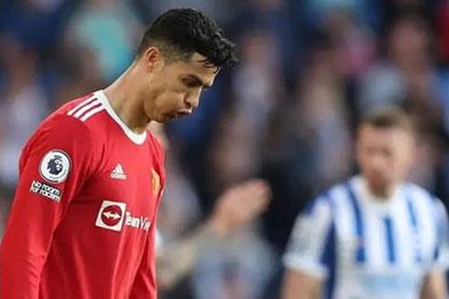 Ronaldo tiếp tục bỏ tập tại MU