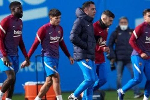 Xavi thông báo 6 ngôi sao không còn tương lai ở Barca