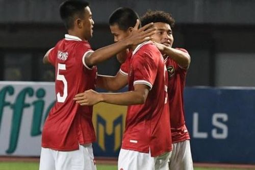 U19 Indonesia quyết đấu với 'Voi chiến'