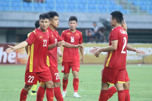 HLV Đinh Thế Nam: U19 Việt Nam hoàn thành mục tiêu 3 điểm