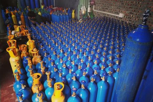 Hải Phòng: Đang truy tìm chủ sở hữu của hàng nghìn bình chứa 'khí sung sướng'