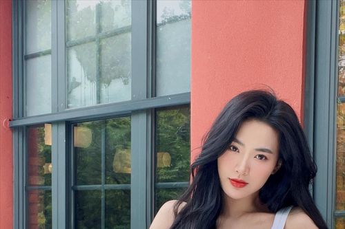 Vẻ quyến rũ mê hồn của hot girl Hải Phòng từng 'làm loạn' TikTok