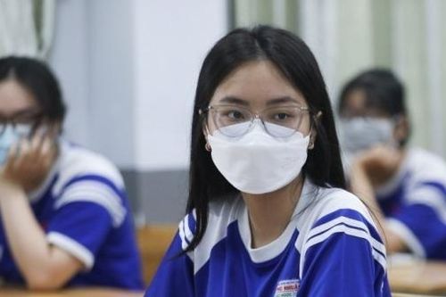 Hôm nay, các thí sinh bước vào môn thi tốt nghiệp THPT đầu tiên