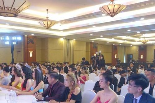 Hoa hậu Việt Nam vẫn mang bản sắc riêng