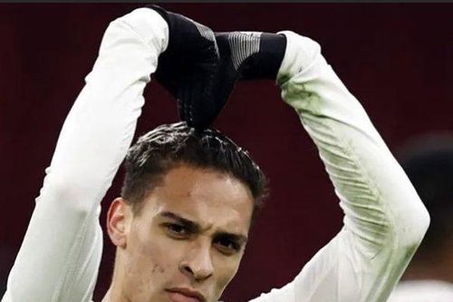 Man United vẫn cách Antony… 20 triệu bảng
