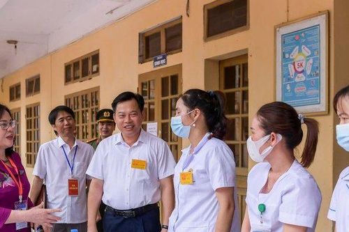 Hải Dương: Thứ trưởng Bộ GD&ĐT kiểm tra thi tốt nghiệp THPT 2022