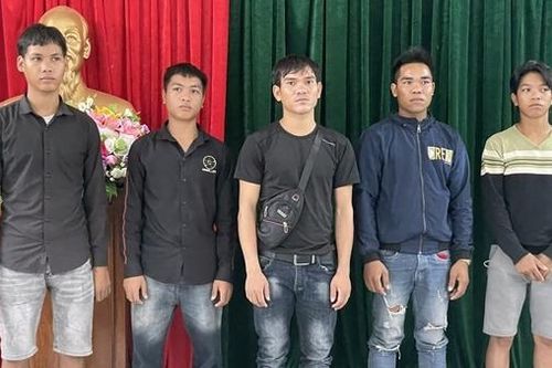 Đưa thêm 5 công dân bị lừa sang Campuchia về nhà an toàn