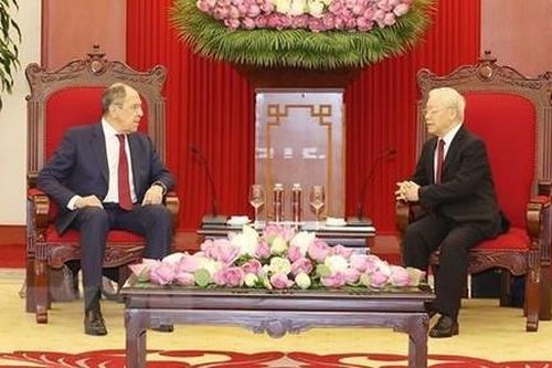 Việt Nam sẵn sàng đóng góp vào việc thúc đẩy hòa bình, ổn định và hợp tác quốc tế