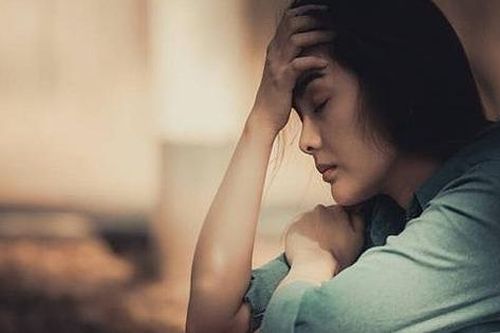 Chồng bất ngờ đòi ly hôn