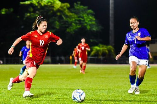 Tuyển Việt Nam đá cầm chừng chờ đấu Thái Lan ở AFF Cup nữ