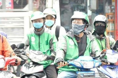 Grab thêm phụ phí nắng nóng
