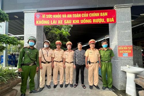 Tuyên truyền, vận động không lái xe sau khi uống rượu bia