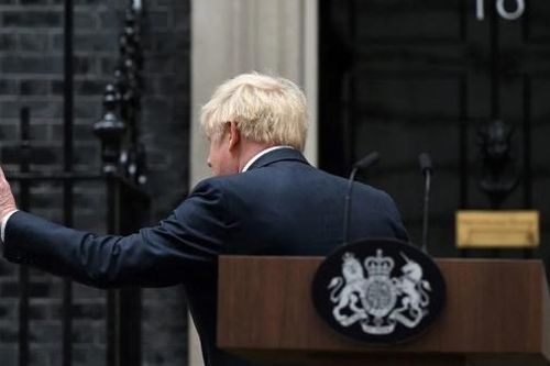 Điểm danh những bê bối và 'giọt nước tràn ly' khiến Thủ tướng Anh Boris Johnson buộc phải từ chức