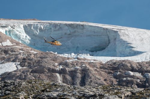 Ít nhất 10 người thiệt mạng trong vụ lở băng trên dãy Alps tại Italy
