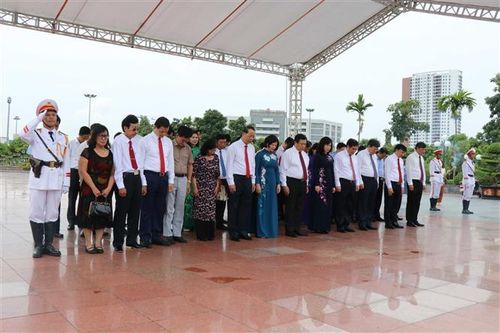 Dâng hương tưởng niệm 110 năm ngày sinh Tổng Bí thư Nguyễn Văn Cừ