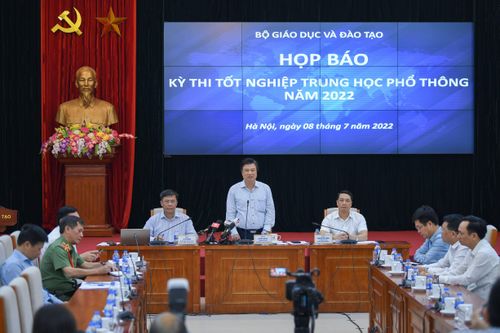 Thứ trưởng Bộ GD-ĐT: Kỳ thi đã đảm bảo yêu cầu an toàn, nghiêm túc