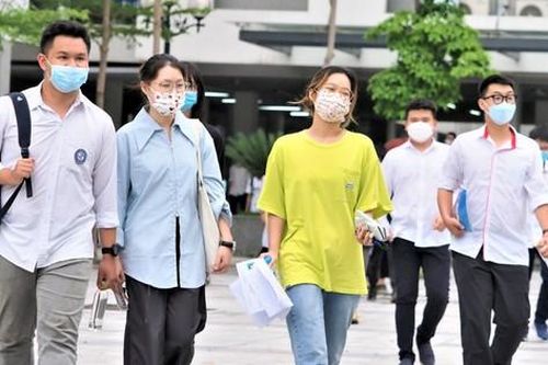Bài thi Khoa học xã hội dễ, bài thi Khoa học tự nhiên làm khó thí sinh