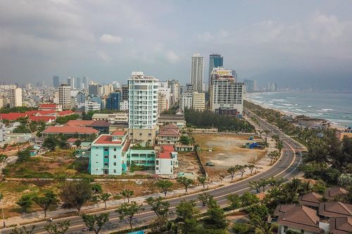 Nhiều lô đất bỏ hoang làm méo mó đô thị Đà Nẵng