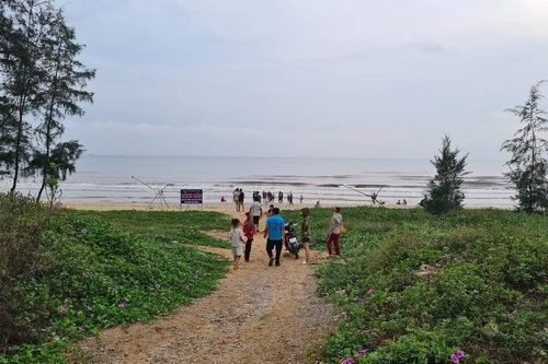 Nghệ An: Đi mò ngao ở biển, bé trai đuối nước tử vong