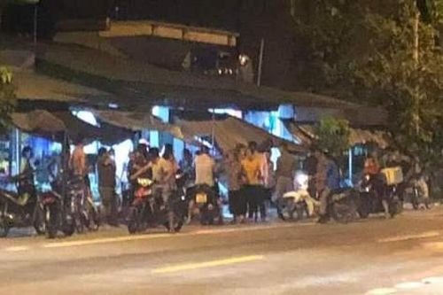 Tai nạn thương tâm trong đêm: Tài xế xe máy và cháu bé 1 tuổi tử vong