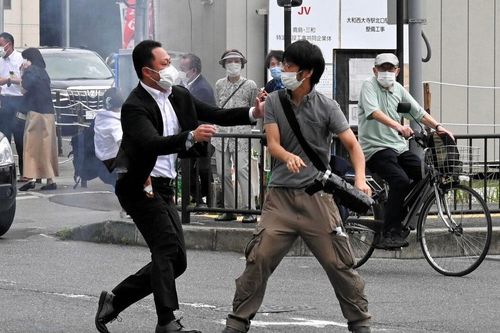 Câu hỏi lớn sau vụ cựu Thủ tướng Nhật Shinzo Abe bị ám sát