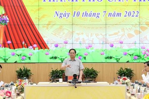 Thủ tướng Phạm Minh Chính làm việc với Ban Thường vụ Thành ủy Cần Thơ