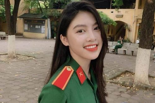 'Hot girl trường quân đội' gây sốt khi thi The Face