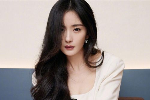Dương Mịch bị thương ở mắt, phải đưa vào bệnh viện khâu gấp