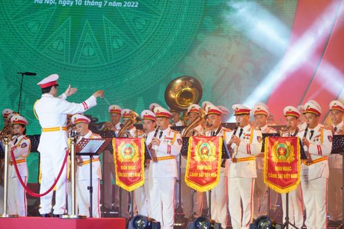 Các chiến sĩ công an tài năng tại Nhạc hội Cảnh sát các nước ASEAN+2022