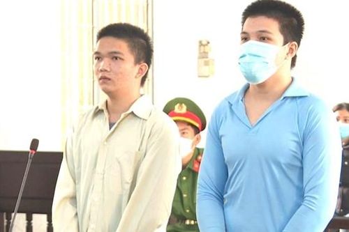 Đắk Lắk: Hai đối tượng lĩnh án 32 năm tù vì tội hiếp dâm người dưới 16 tuổi