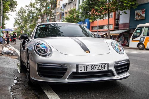 Porsche 911 Turbo S 2016 hàng hiếm tái xuất với diện mạo mới